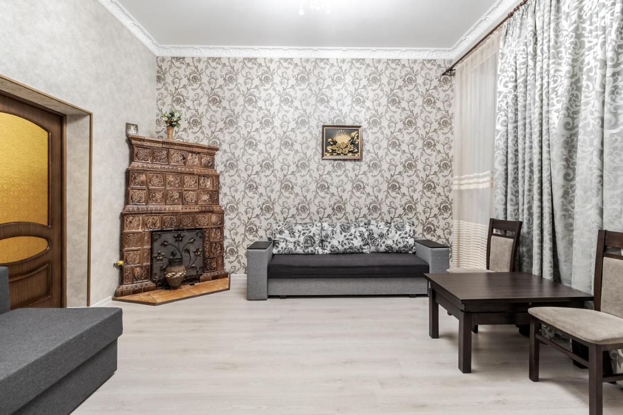 Art Balabana Apartment Leopoli Esterno foto